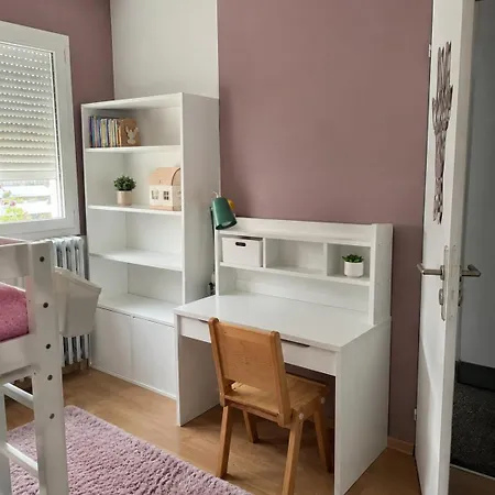 Gorgeous Loft House 5 Bedrooms 6 Beds *